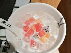 现任椰奶冰粉-太二酸菜鱼(正大广场店)