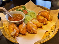 -大头虾越式风味餐厅(光明广场店)