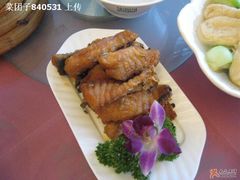 五香熏鱼-南来顺饭庄·清真(南菜园店)