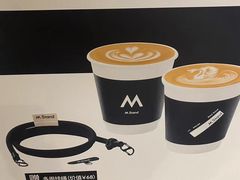 -M Stand(上海人民广场来福士店)