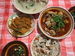 -老方桌烂蹄花川菜馆(九龙坡店)