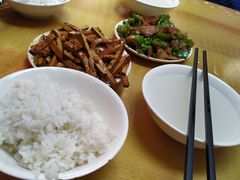 -十一街苍蝇馆子转经消江湖菜(九眼桥十一街店)