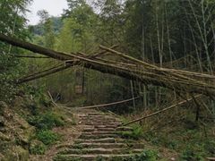 -会稽山峡洞漂流-上青古道