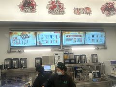 -沪上阿姨·臻选茶饮(上海环球港店)