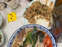 -撒拉人家.酸菜牦牛肉火锅