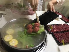 -三头牛·潮汕牛肉生蚝火锅 (夏湾店)