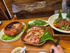 -老滇山寨•云南特色菜•地方菜•民族风情歌舞表演(金碧店)