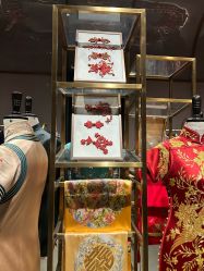 -藤薰定制中式嫁衣礼服旗袍店