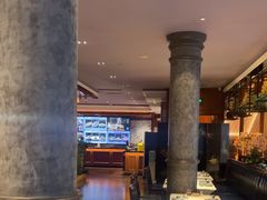 -八府香鸭·啫啫煲(华山路店)