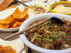 -关东小磨东北菜(上海长风大悦城店)