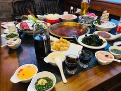 -小天鹅火锅·一线江景洪鼎旗舰店(洪崖洞店)