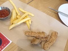 -必胜客(WOW昙华林店)