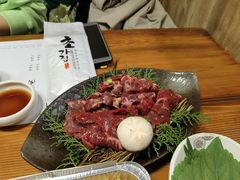 -草家酱蟹炭火烤肉店(珲春南路一店)