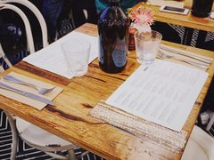 -FLOVIE FLORIST CAFE