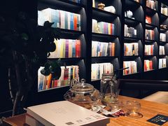 -阅西安新华书店(翠华南路店)