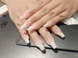 -丽心自助美甲美睫