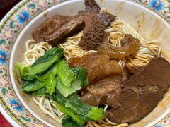 -金杨拉面王小吃面馆·牛三宝面·红烧牛肉粉
