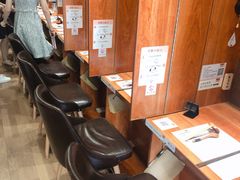 -独食火锅·半米屋台(直营总店)
