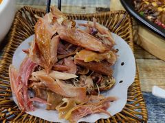 手撕风干鸡-八张桌子(老店)