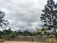 -七彩云南欢乐世界