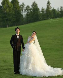 -米兰婚纱摄影轻奢化定制(深圳罗湖总店)