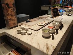 -筠咖啡西餐厅(上海国展宝龙丽筠酒店)