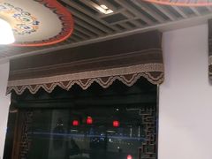 -小天鹅火锅·一线江景洪鼎旗舰店(洪崖洞店)
