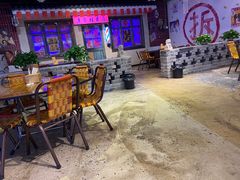 大堂-马路牙子地桌烤肉(工体店)