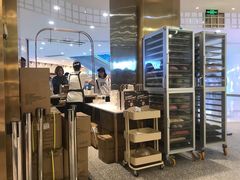 -奈雪的茶(湖滨银泰in77C区PRO店)