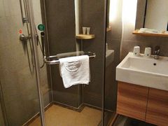 -格林豪泰商务酒店(上海大宁国际延长路地铁站店)