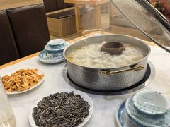 人参滋补鸡-朴小妹人参鸡汤火锅(长白山万达店)