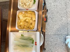 -七欣天香辣蟹火锅(闵行浦江欢乐颂店)