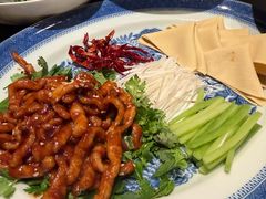 老北京传统京酱肉丝-玖五京菜(杭州城北万象城店)