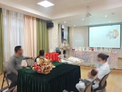 -爱瑞馨母婴护理中心·月嫂育儿嫂