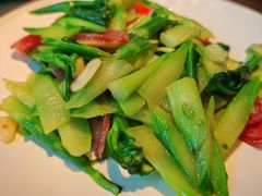 -潮界(凯德晶萃店)