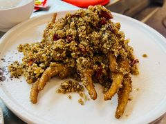 招牌黄金炸鸡爪-张小歪的虾·螃蟹·生腌熟醉·打边炉(中山北路店)