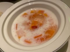 木瓜炖燕窝-金链花·泰国餐厅(国贸店)