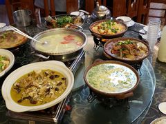 -老唐三下锅 ·张家界地标美食(溪布街店)