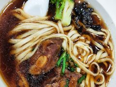 六珍原萃猪软骨面-康师傅私房牛肉面(北京南站店)