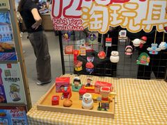 -麦当劳(上海虹桥站30B检票口楼上)