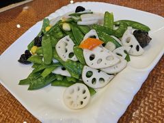 -唐山宴百姓府邸院落中餐