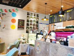 -ZING COFFEE 镜咖啡