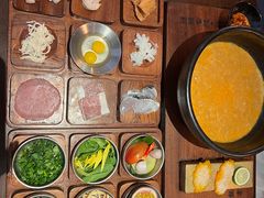 -银米·云南传统过桥米线(双廊黑金冠店)
