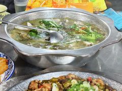 -廖哥泡椒兔(峨眉店)