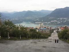-三峡梯城