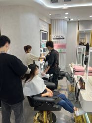 -Kraemer Paris  苏豪路易士·嘉玛发廊