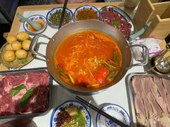 -王奋斗贵州酸汤牛肉火锅