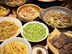 -吃饭皇帝大(解放西路店)