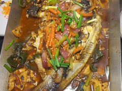 -鸣记脆皮烤鱼·海鲜烤鱼(亿合城店)