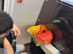 -肥肥虾庄·金牌油焖大虾(杨园滨江时代walk店)